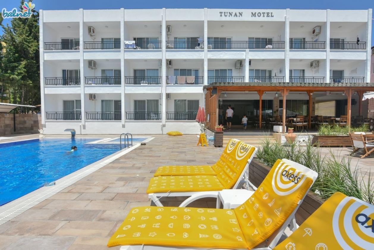 Tunan Motel Айвалык Экстерьер фото